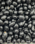 Pietra levigata di tormalina nera