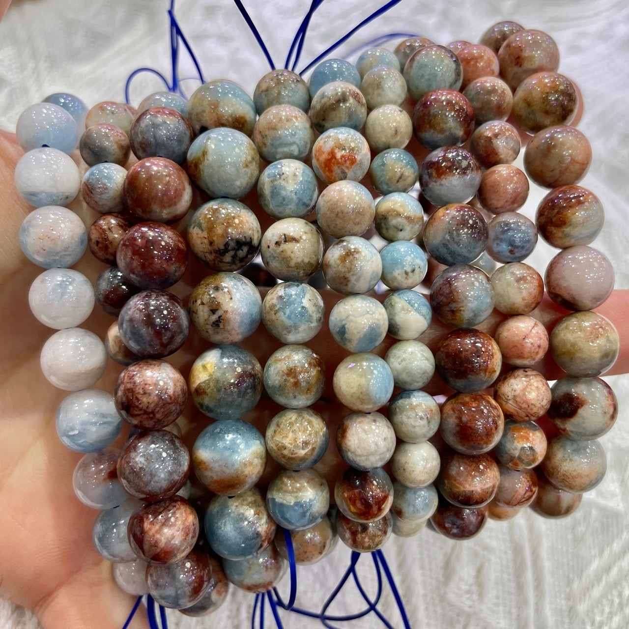 Aquamarine in Island Round Bead Stretch Bracelet - Grade AA