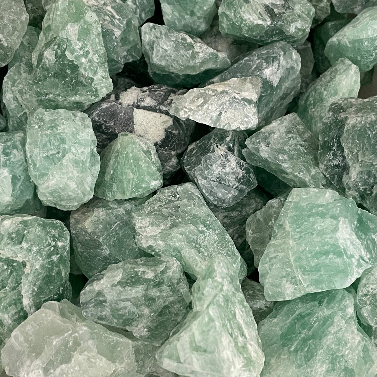 Fluorite verde grezza