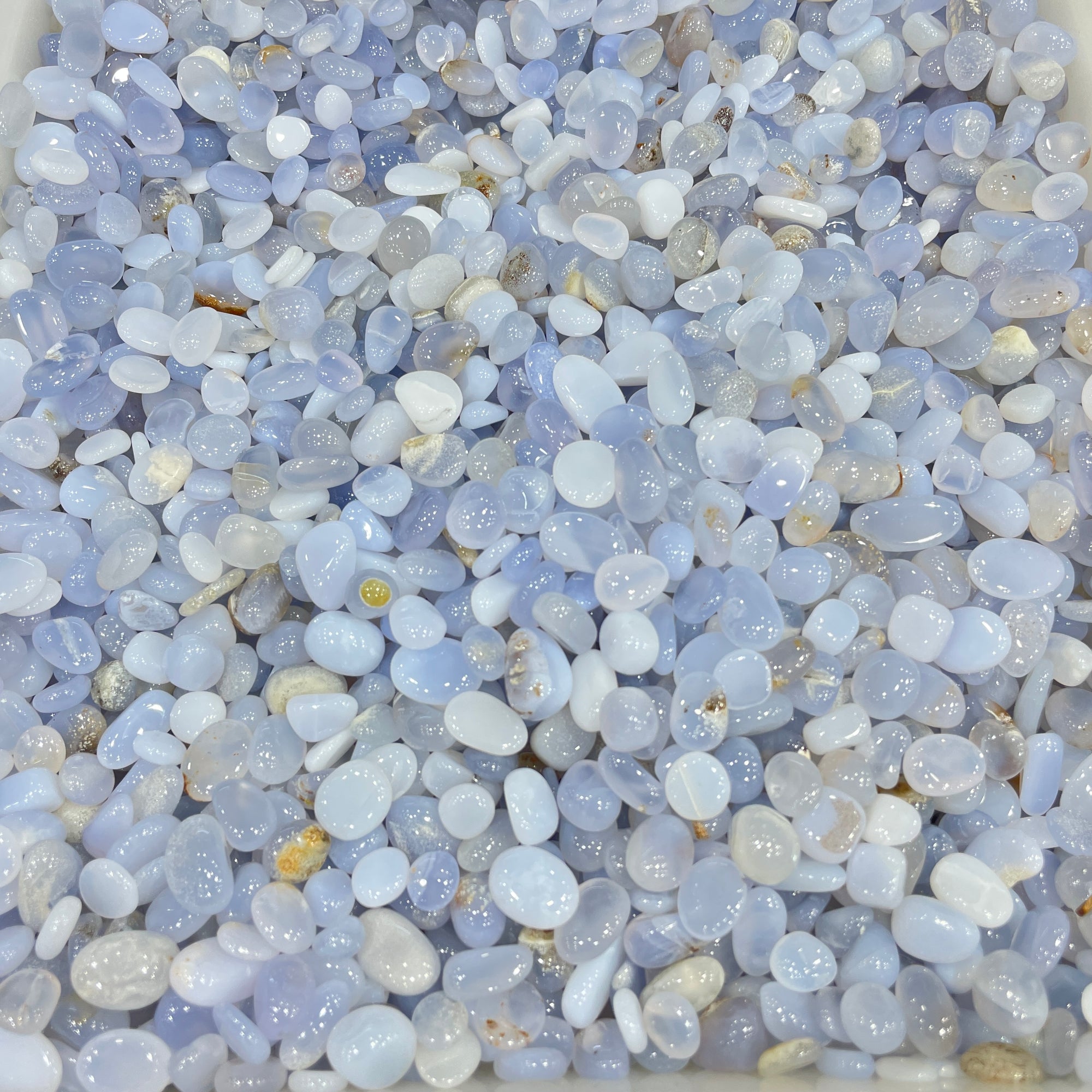 blue chalcedony chips 5-7mm size