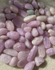 kunzite chips 7-9mm size