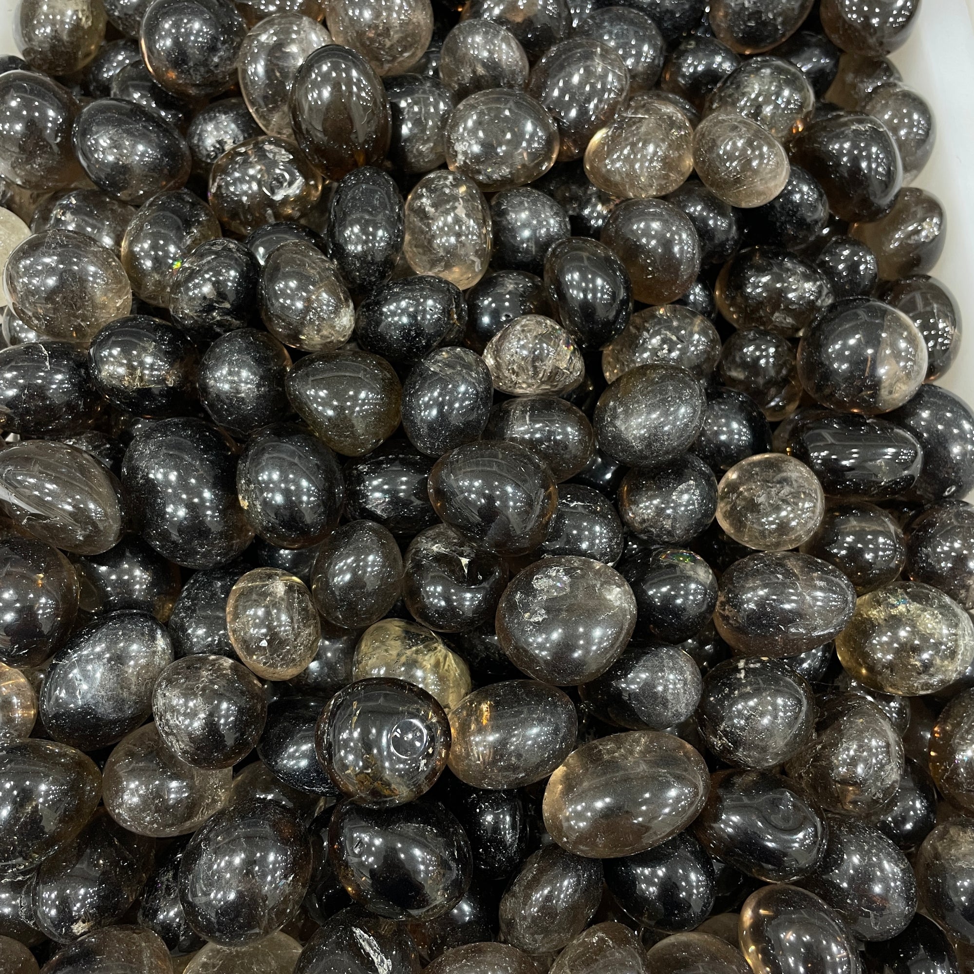 Pietra levigata di quarzo fumé