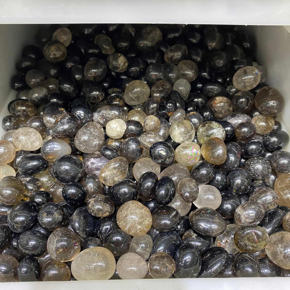 Pietra levigata di quarzo fumé