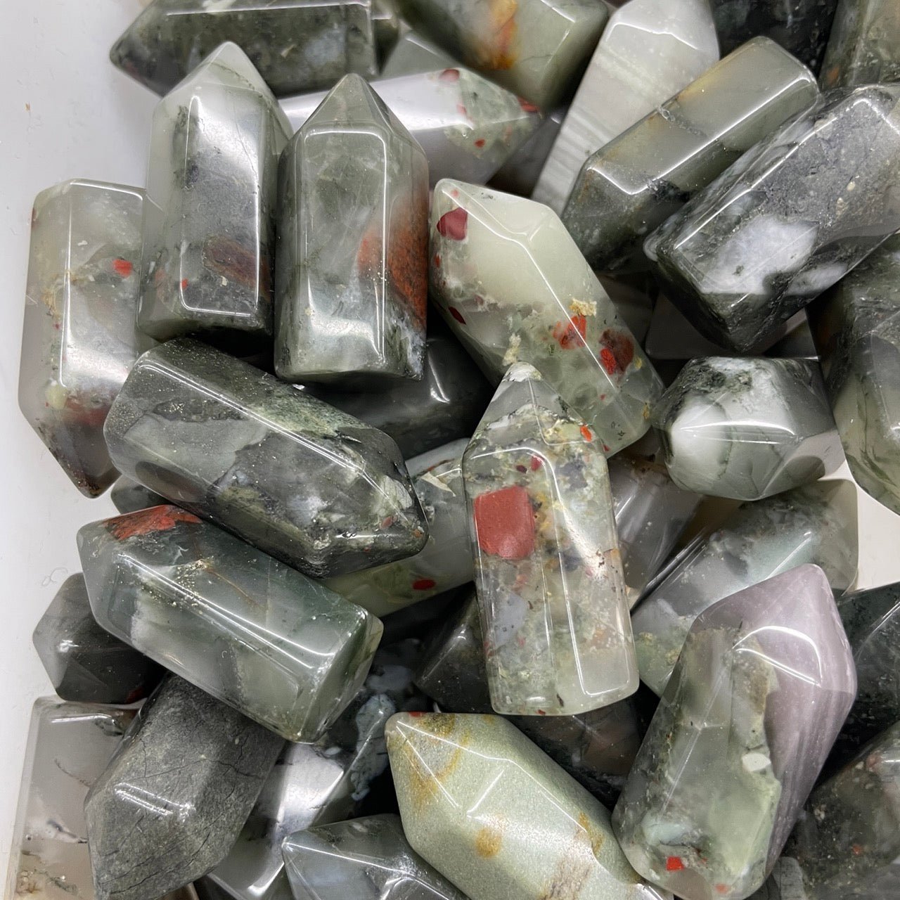 African Bloodstone/Heliotrope Mini Point - RockZ Sourcing Hub