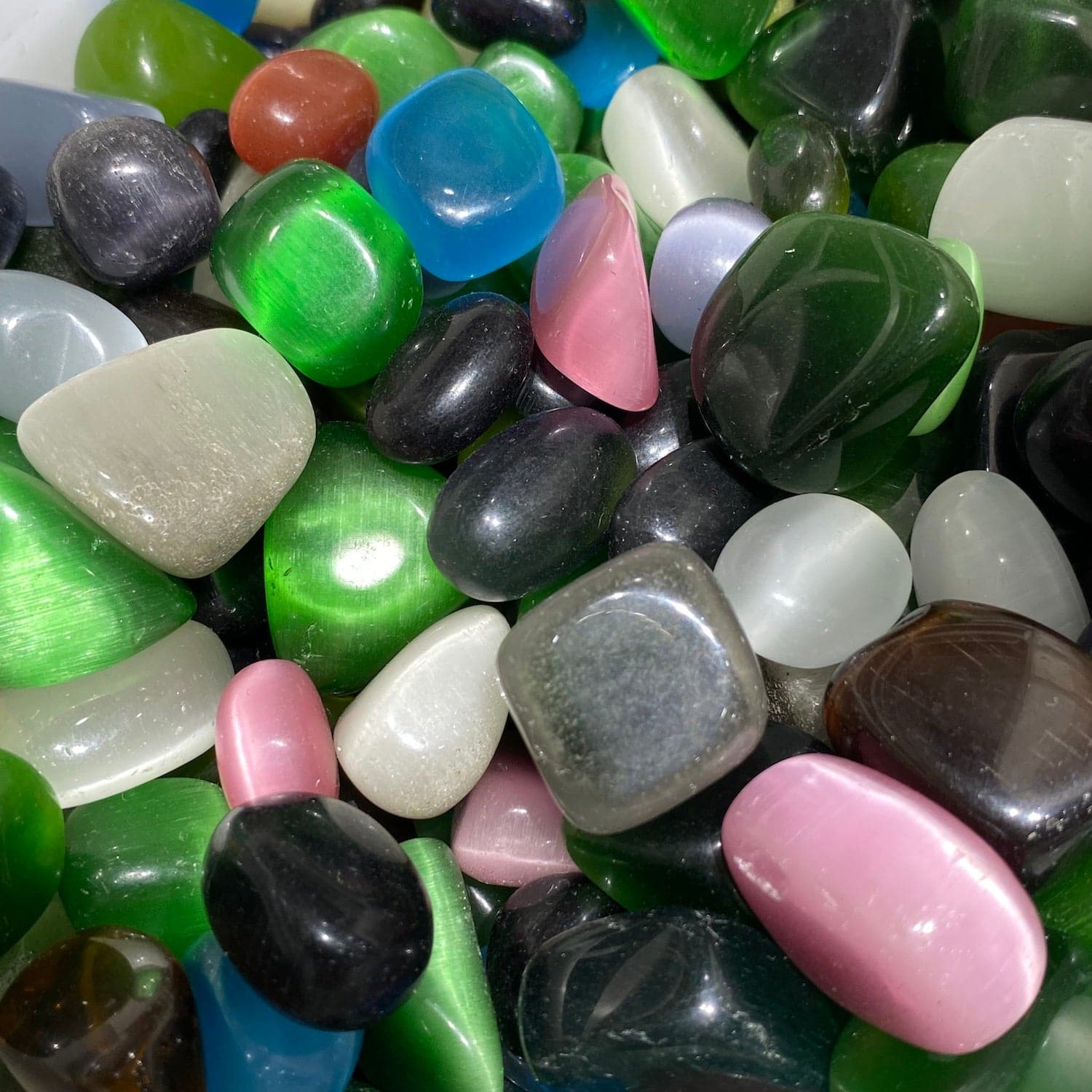 Cat's Eye Stone Tumblestone (Artificial Stone) - RockZ Sourcing Hub