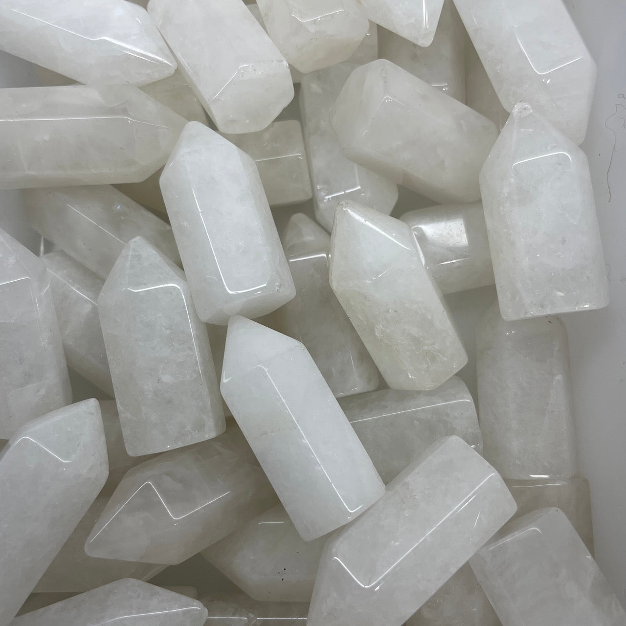 Clear Quartz Mini Point - RockZ Sourcing Hub