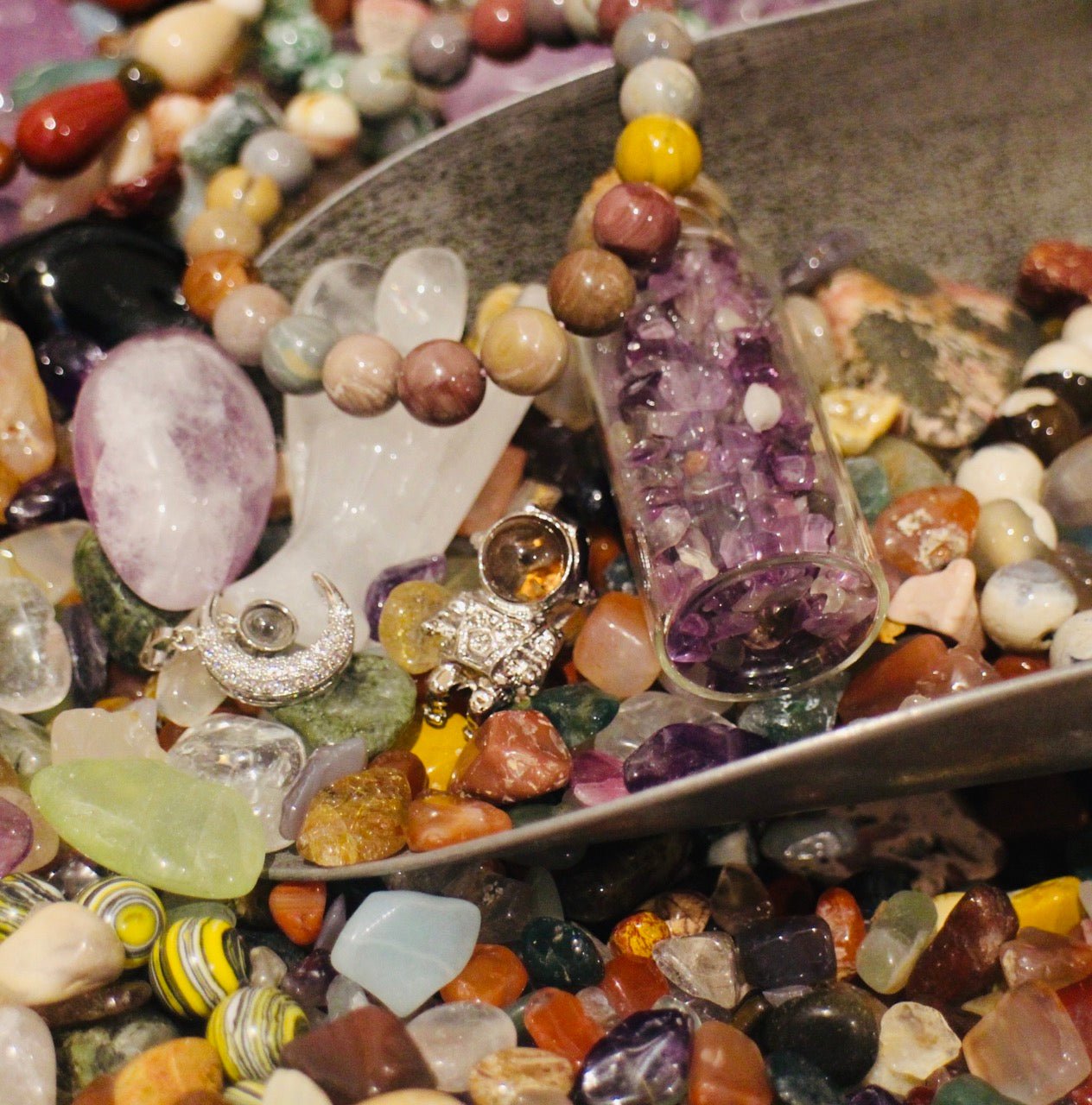 Crystal Confetti - RockZ Sourcing Hub