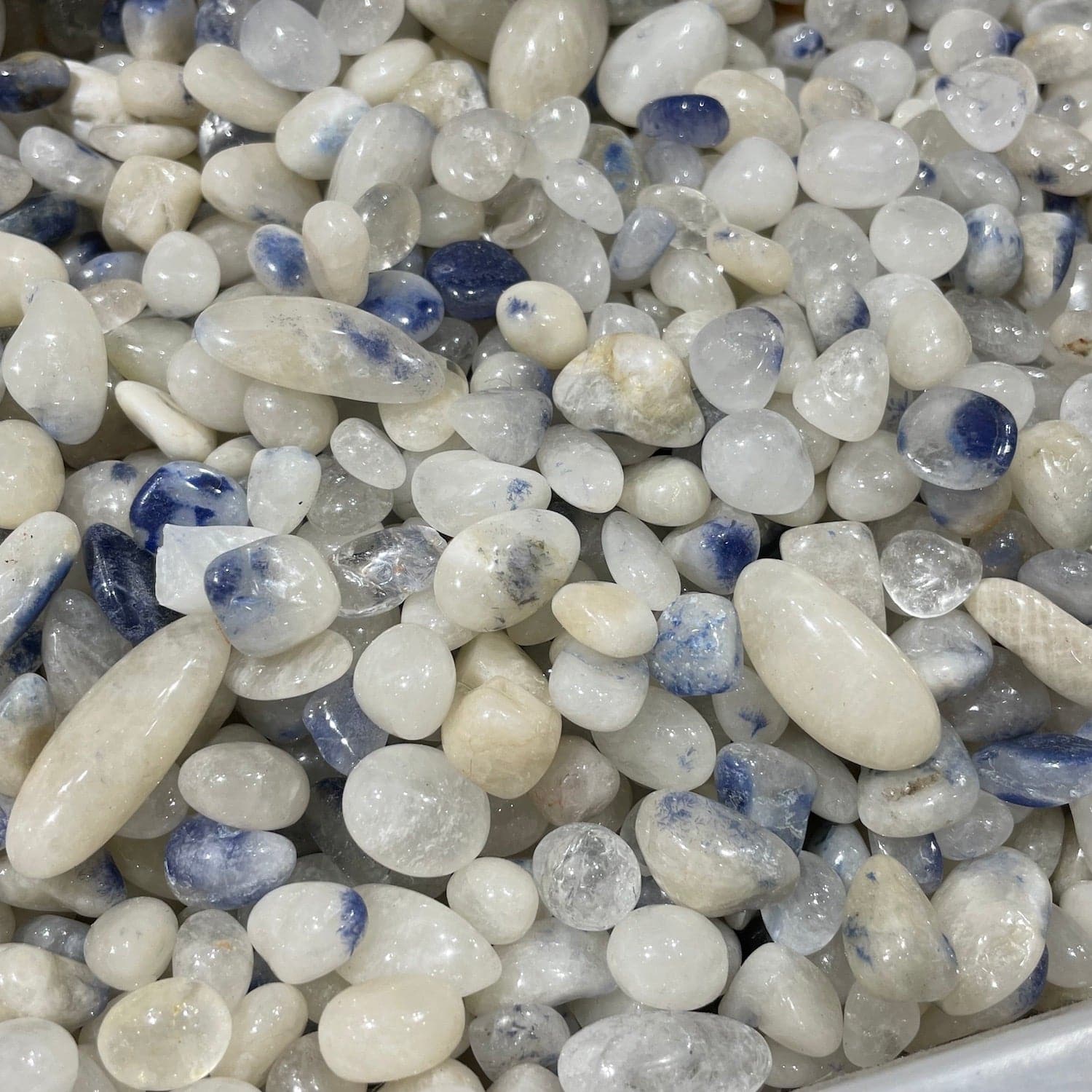 Dumortierite Chips/Nuggets - RockZ Sourcing Hub