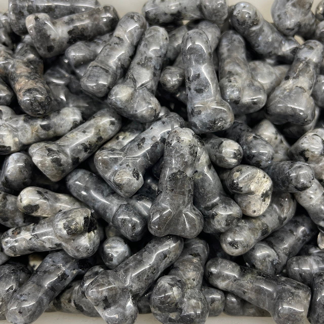 Glaucophane Dingding - RockZ Sourcing Hub