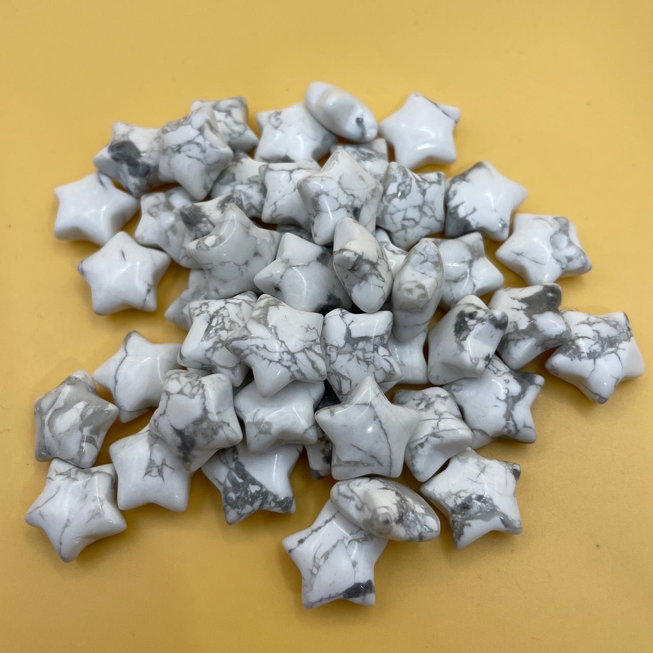 Howlite Star - RockZ Sourcing Hub