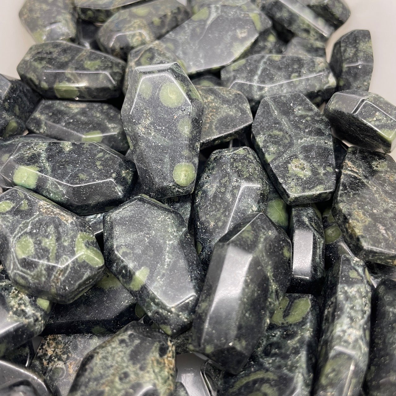 Kambaba Jasper Coffin - RockZ Sourcing Hub