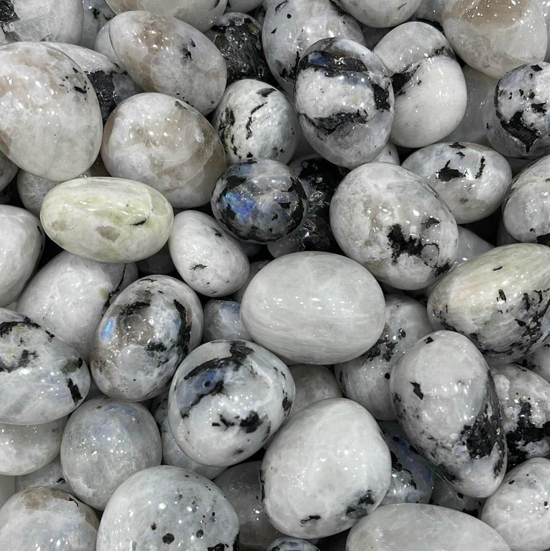 Moonstone Tumblestone - RockZ Sourcing Hub