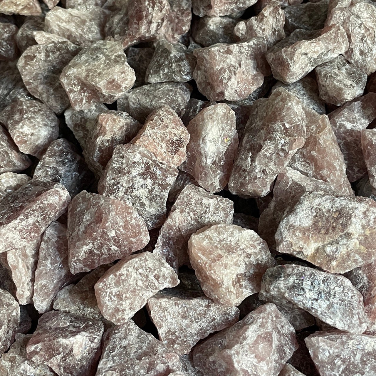Strawberry Quartz Raw - RockZ Sourcing Hub