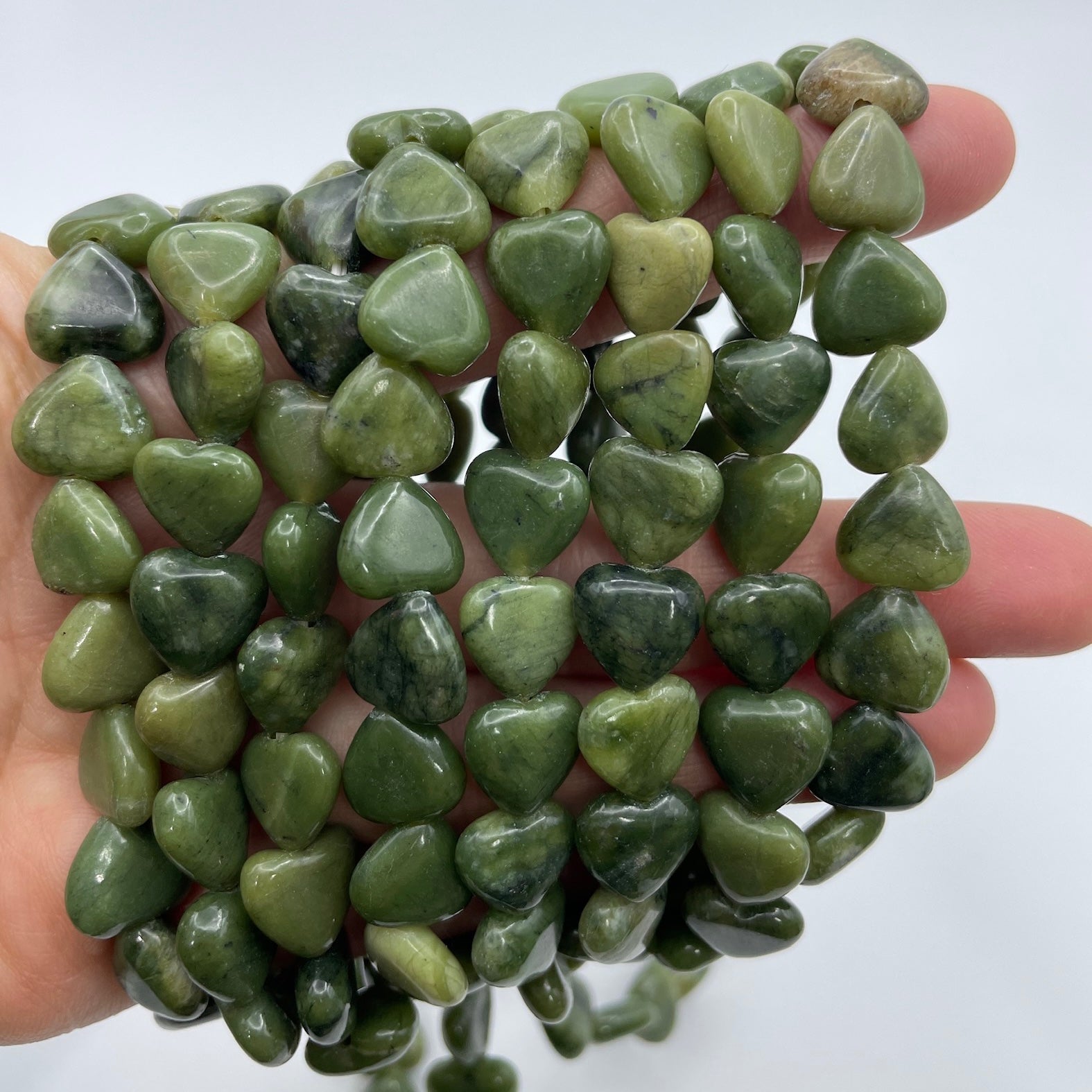 Xiushan Jade Heart - Shape Stretch Bracelet - RockZ Sourcing Hub